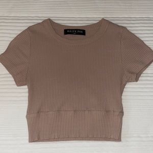 White fox boutique crop Tshirt